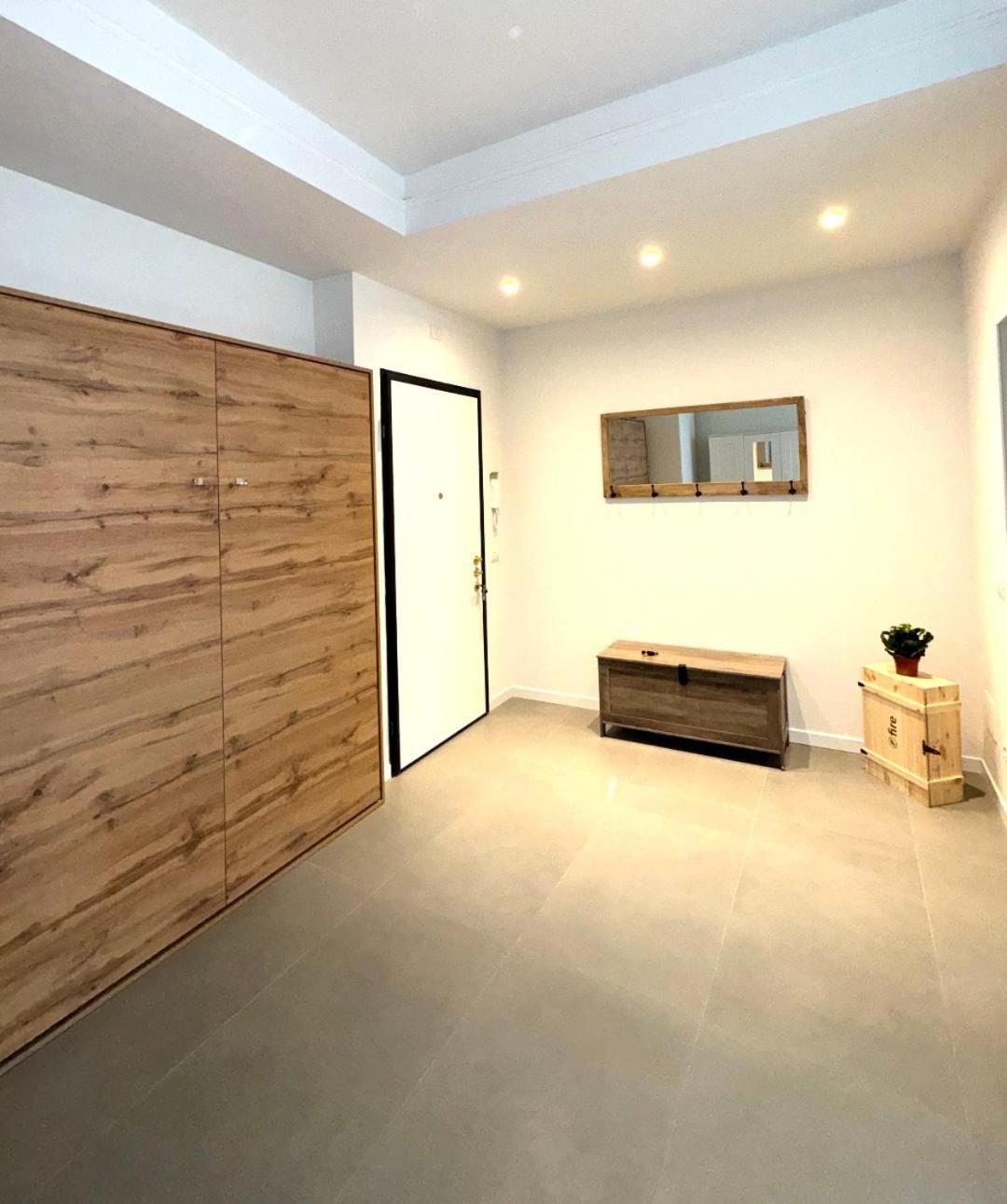 Rainbow Studio Flat- Monolocale Luminoso Milan Luaran gambar