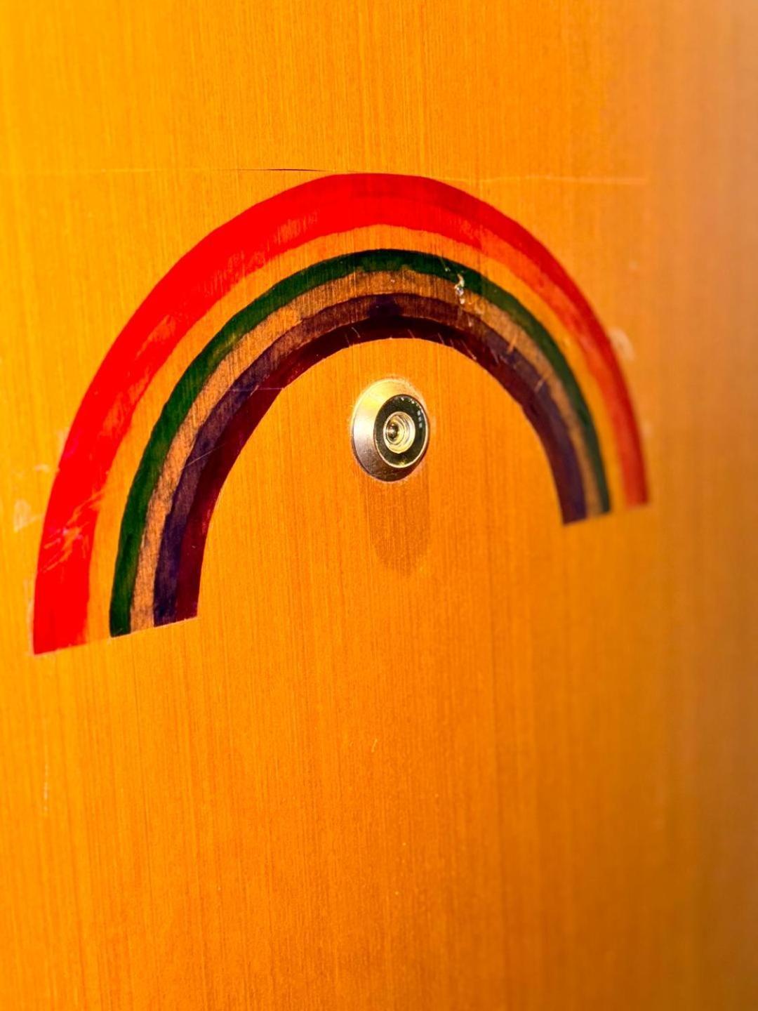 Rainbow Studio Flat- Monolocale Luminoso Milan Luaran gambar